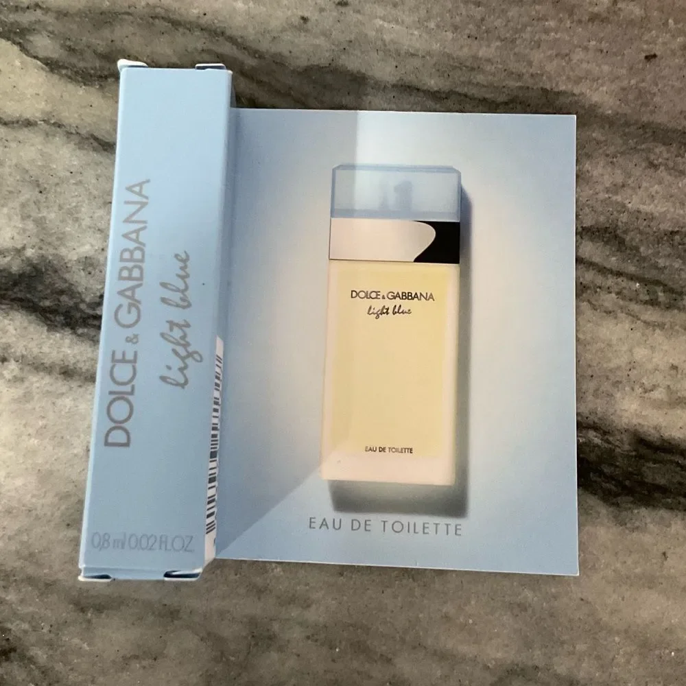 DOLCE N‎ GABBANA Cosmetic Case & Beauty Bundle
